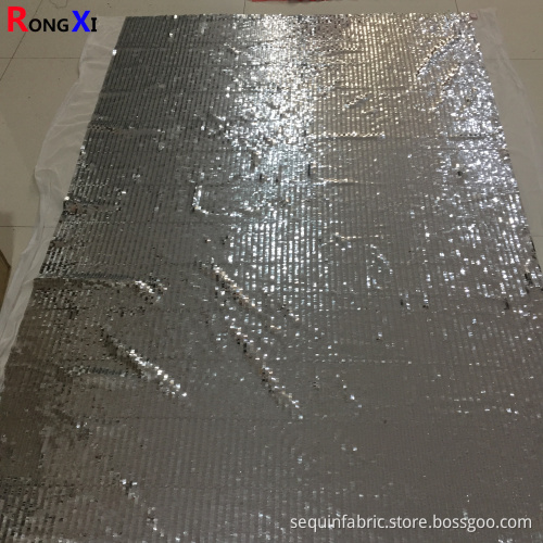 Silbernes Mesh-Gewebe mit neuem Design und Pailletten